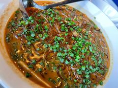 沙蒜烧豆面-新荣记(BFC外滩金融中心店)