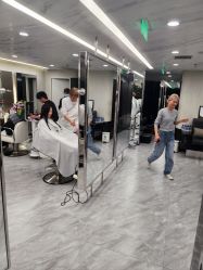 -简法造型·品牌形象店