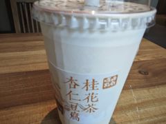 杏仁豆腐桂花茶-长春堂顺时而饮(前门店)