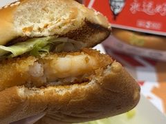 -肯德基(湾畔店)