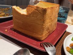 -港丽餐厅(正大店)