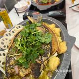 大口吃烤鱼！！快乐拉满！！