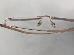 -爱视眸Eyeblling眼镜·依视路·蔡司镜片折扣店(百联南方商城购物中心)