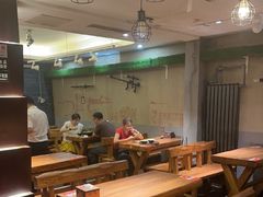 -万记麻辣烫国展总店