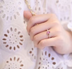 -威德钻石-克拉钻大本营(南京东路店)