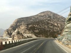 -百里峡七彩艺术小镇