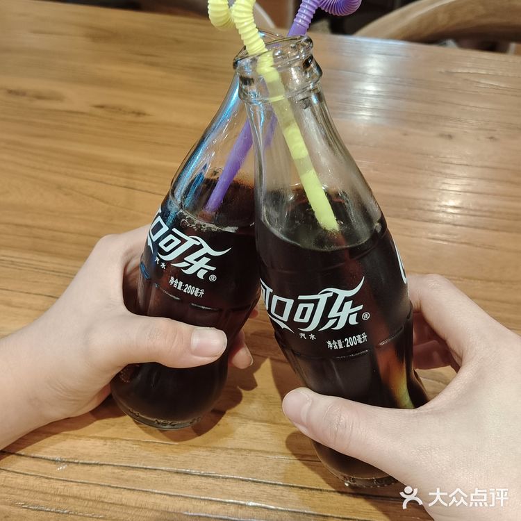 牛肉面热乎乎