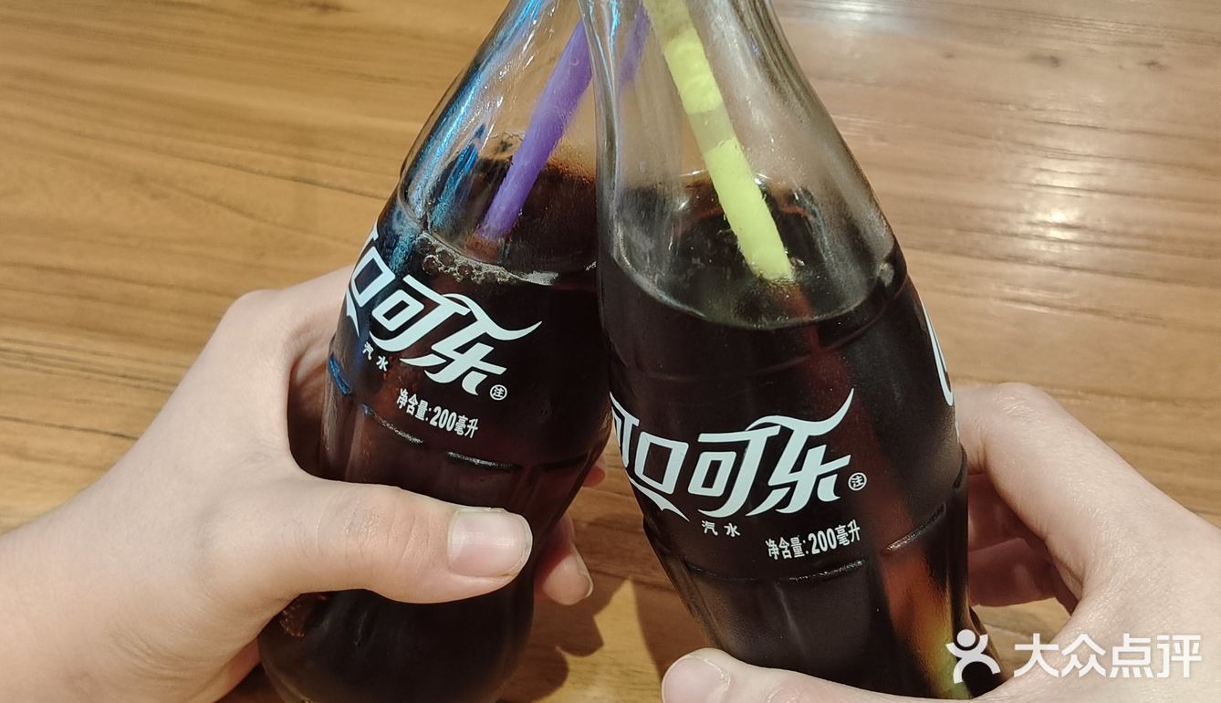 牛肉面热乎乎