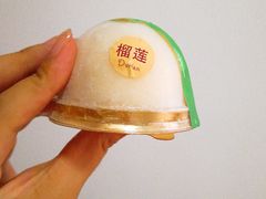 -蜜蜂小象·榴莲千层蛋糕(时代汇11栋店)