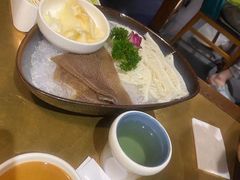 -左庭右院鲜牛肉火锅(金山万达店)