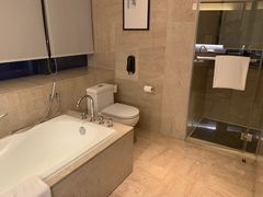 -上海龙之梦万丽酒店