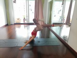 -Yvon yoga 瑜伽·精准体态管理中心