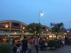 -The Dishes Seafood & Restaurant