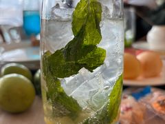 -东方红海鲜百汇(国际大厦店)