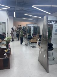 -优加东京秀烫染SALON