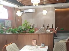 -乔家小院•本地小海鲜•非遗驴肉(万年泉路店)