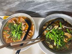 -铁锅哥米线