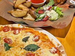 -JINNS锦时 steak&pizza(浸信会礼拜堂旧址店)