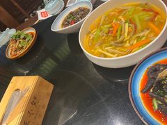 -川流不息·地道川菜·小龙虾(新松江路店)