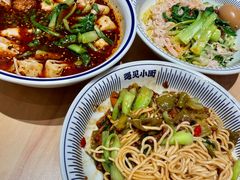 -遇见小面(站西路店)