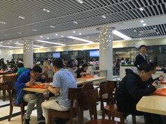 大堂-梅园食堂