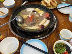 -金鼎雪山牦牛杂火锅(理县总店)