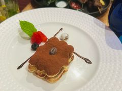 提拉米苏-香格里拉鱼跃地中海西餐厅·牛排披萨
