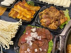 -赞酱川式烤肉(蜀都万达店)