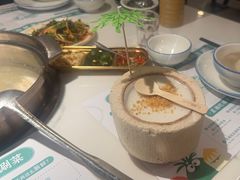 -三个椰子·现砍椰子鸡(金源CBD店)