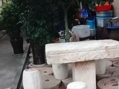 -李东农庄(中南百草园地标店)