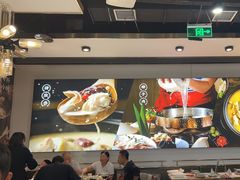 -洪氏嗨捞·猪肚鸡火锅(阳光天地店)