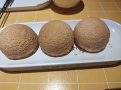 酥皮山楂叉烧包-蔡澜点心·粤菜(花城汇南区店)