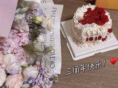 -Whisper studio薇语花艺烘焙工作室