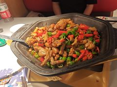 紫苏平锅牛蛙-蛙来哒(汇一城黑金冠店)