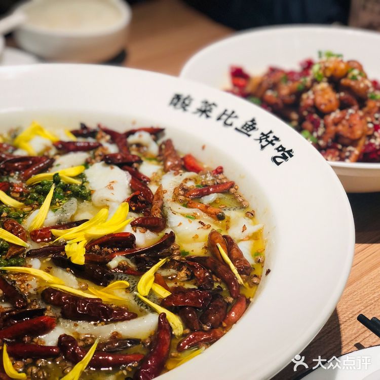 果然酸菜更好吃些[调皮]