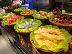 -领鲜活海鲜榴莲自助火锅(东门店)