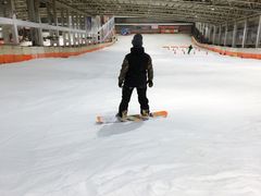 -乔波室内滑雪场