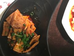 -舌尖上的食缘花园主题餐厅