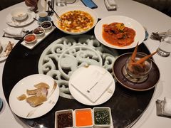 -丽轩中餐厅(广州丽思卡尔顿酒店)
