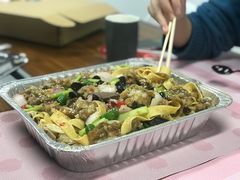 -渝胖子老城区炭火蛙锅(临城店)
