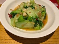 乡里大白菜-爱碗亭·鲜炒湖南菜(壹城中心店)