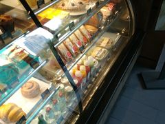 面包甜点陈列柜-COSTA COFFEE(吴江路店)