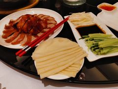 新雅片皮鸭-新雅粤菜馆(南京东路店)