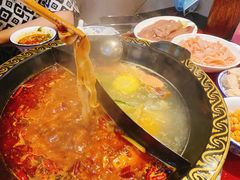 -重庆三峡火锅城(梅林店)