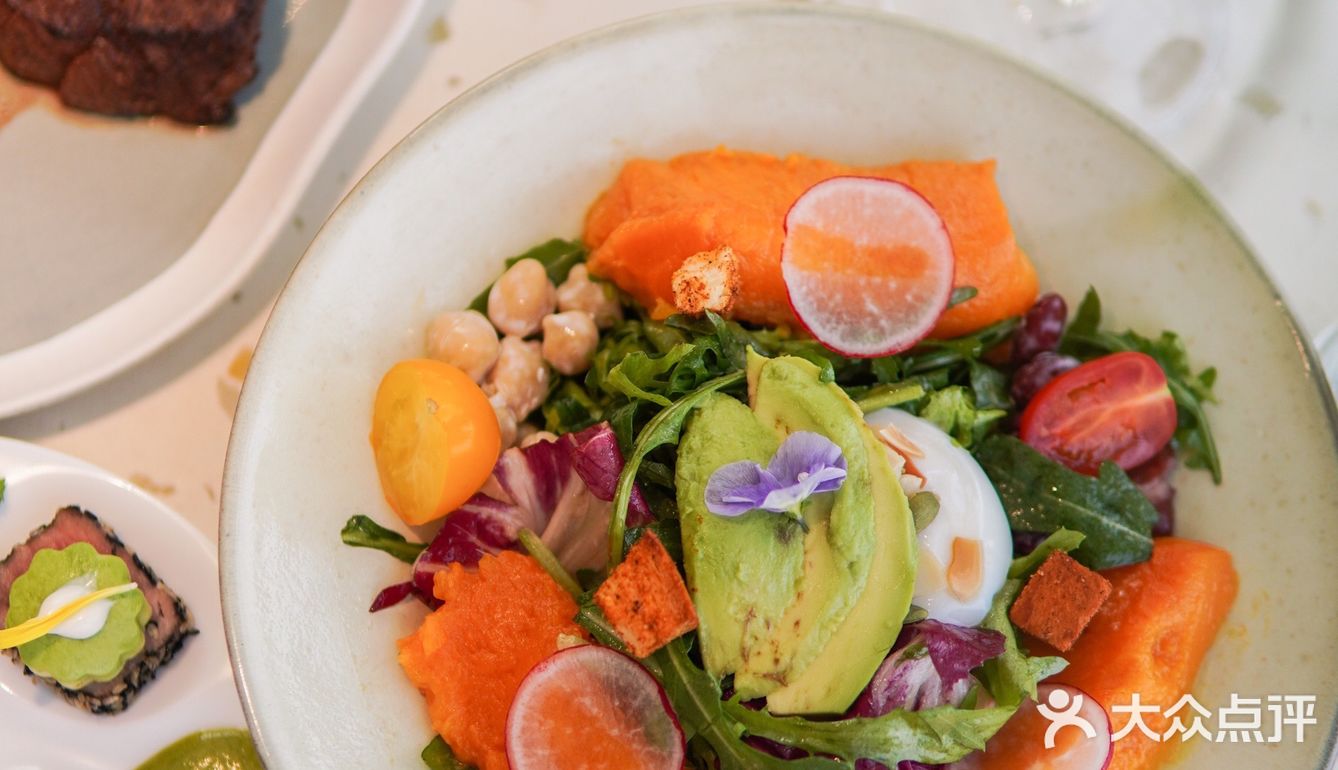 花厨xMiniBZAAR，接住一份春日浪漫