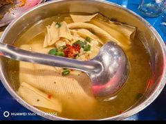 -破瓦寒窑·地摊烤羊排