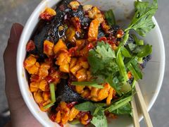 -黑色经典臭豆腐·湖南特产(步行街店)