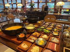 -银米·云南传统过桥米线(双廊黑金冠店)