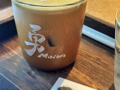 烈女-Moses写字咖啡
