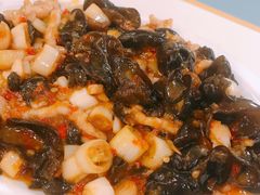 鱼香肉丝-付掌柜在成都·热炒砂锅集(金禾店)